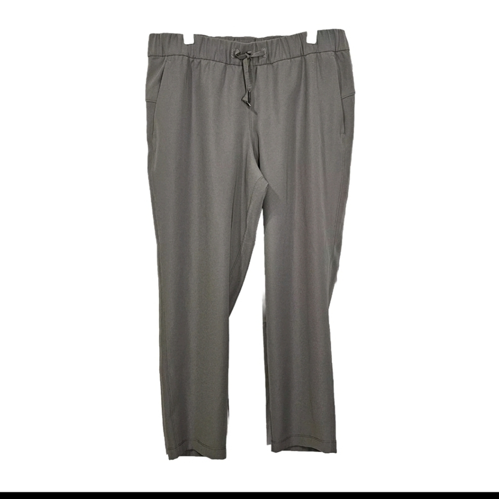 Lululemon Women's On The Fly 7/8 Pant Size 12 Sage Gray Active Athleisure Pants